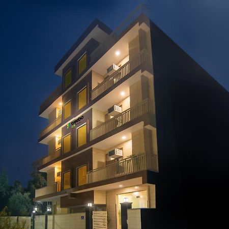 Hotel Treebo Elite Corporate, Sector 62 Noida Exterior foto