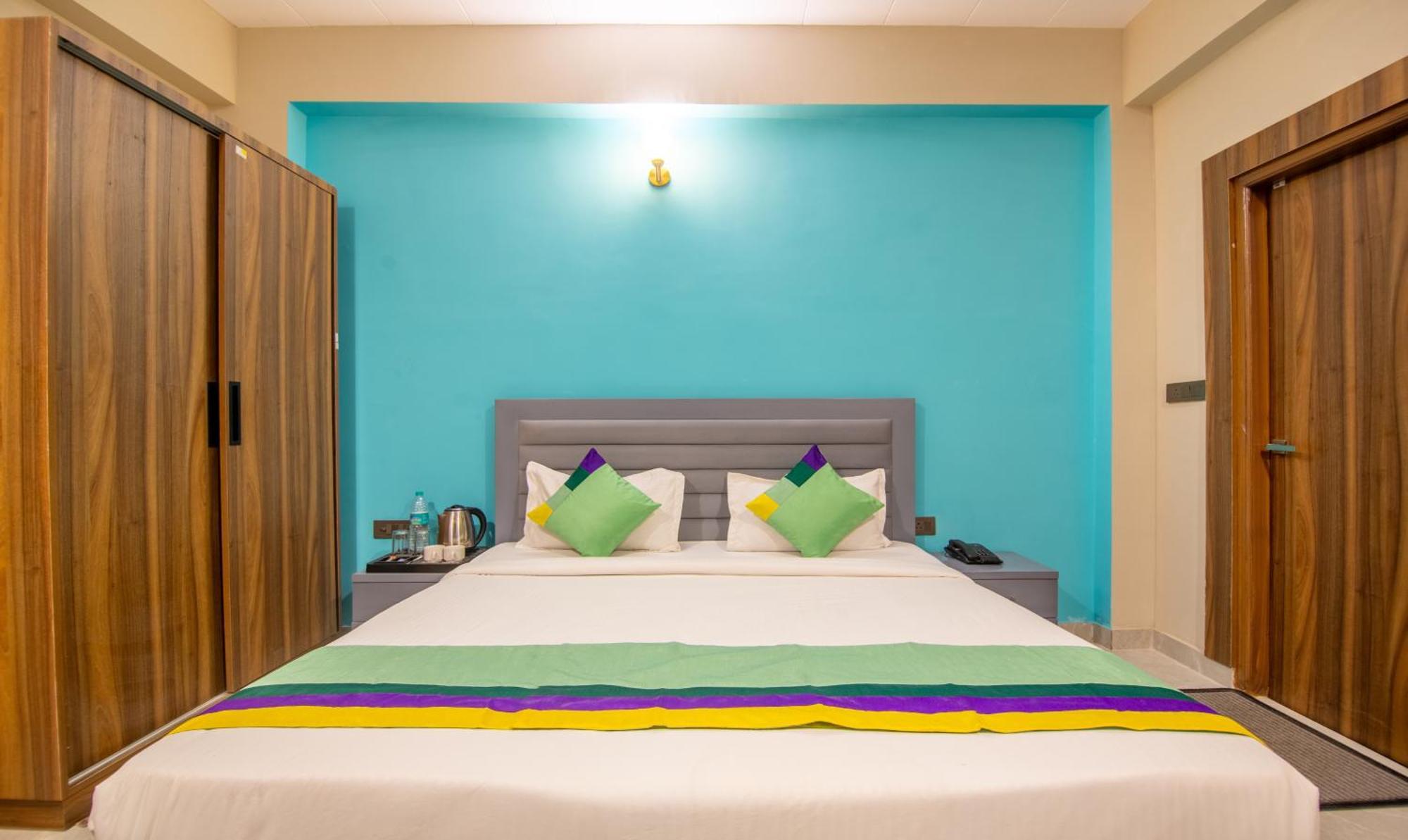 Hotel Treebo Elite Corporate, Sector 62 Noida Exterior foto