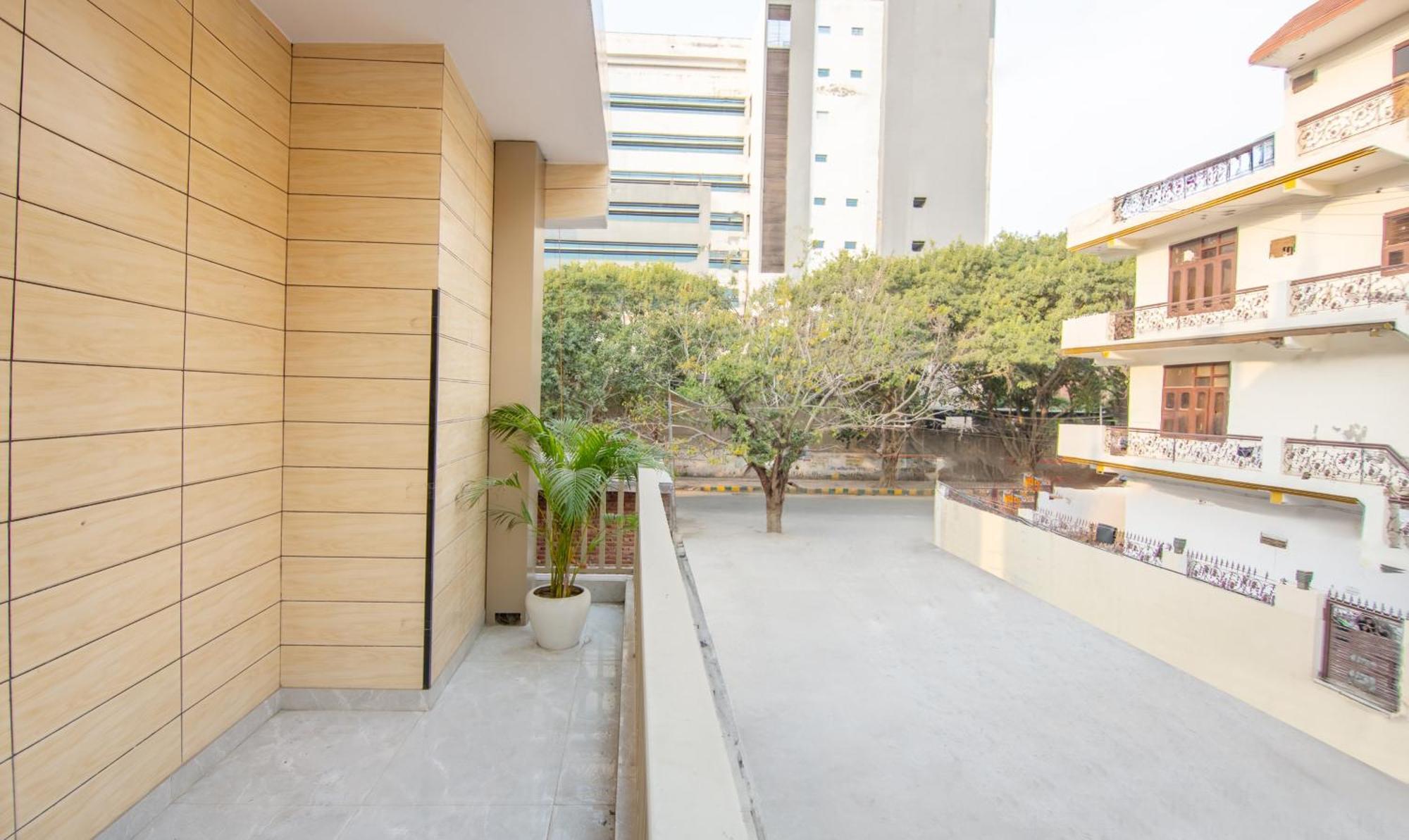 Hotel Treebo Elite Corporate, Sector 62 Noida Exterior foto
