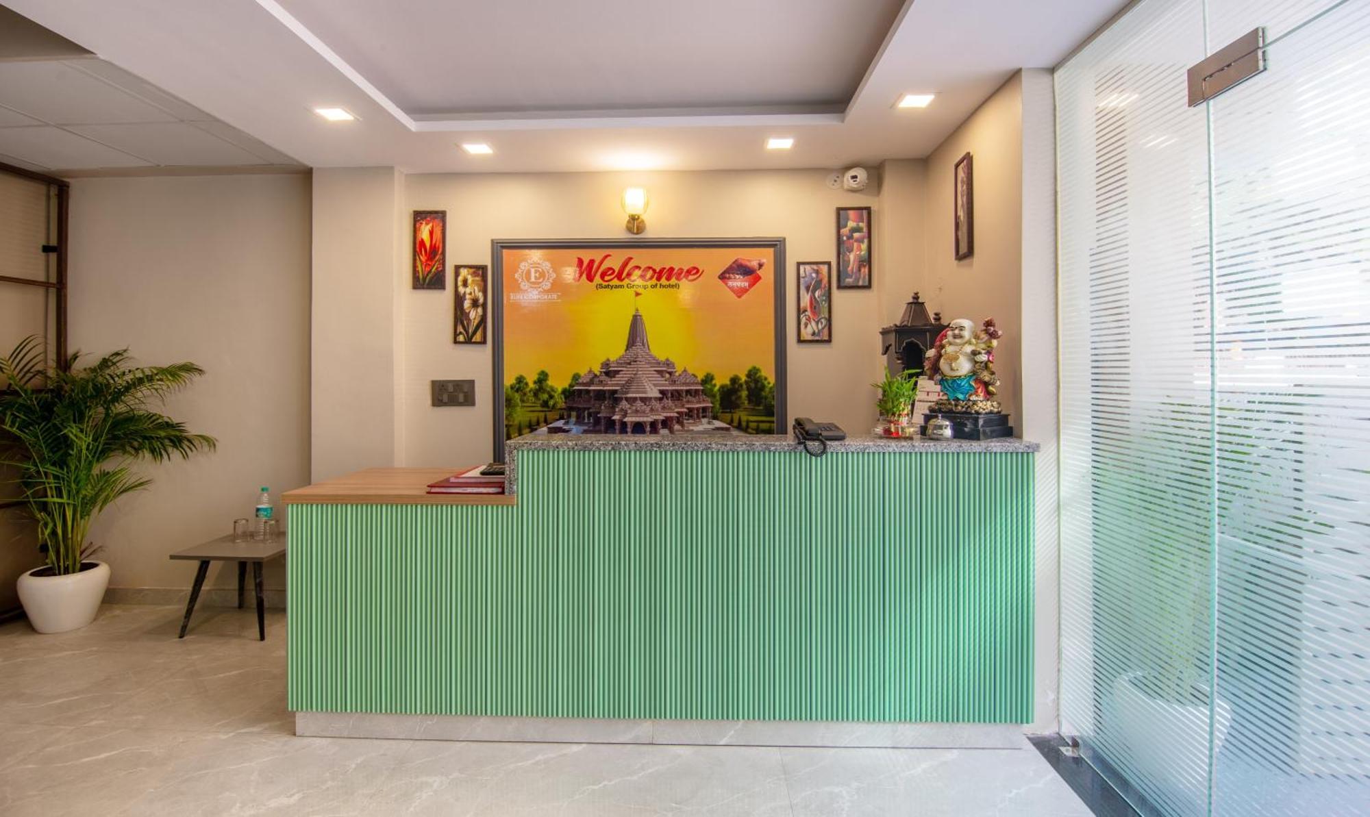 Hotel Treebo Elite Corporate, Sector 62 Noida Exterior foto